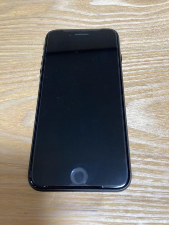 30%割引宅配便配送 iPhone 7 Jet Black 32 GB SIMフリー 保証期間あり