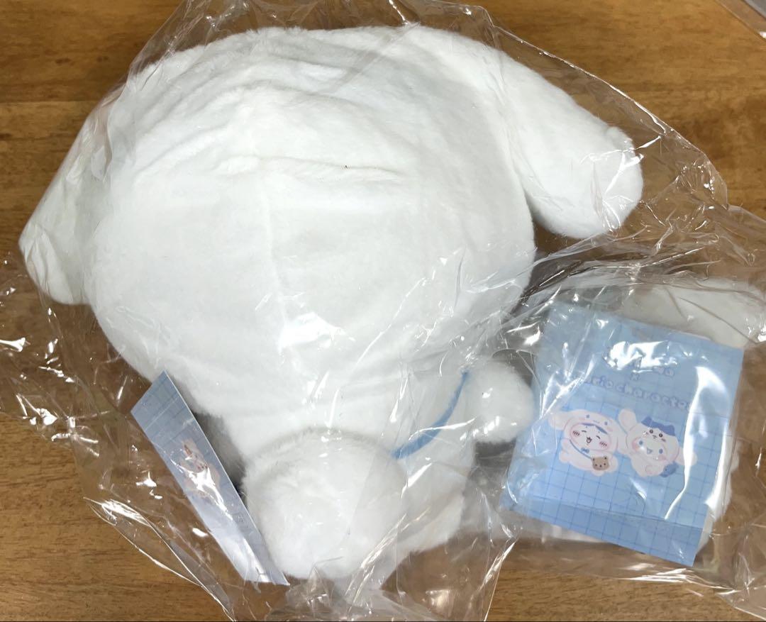 ちいかわ × サンリオ ハチワレ × シナモロール ぬいぐるみ マスコット