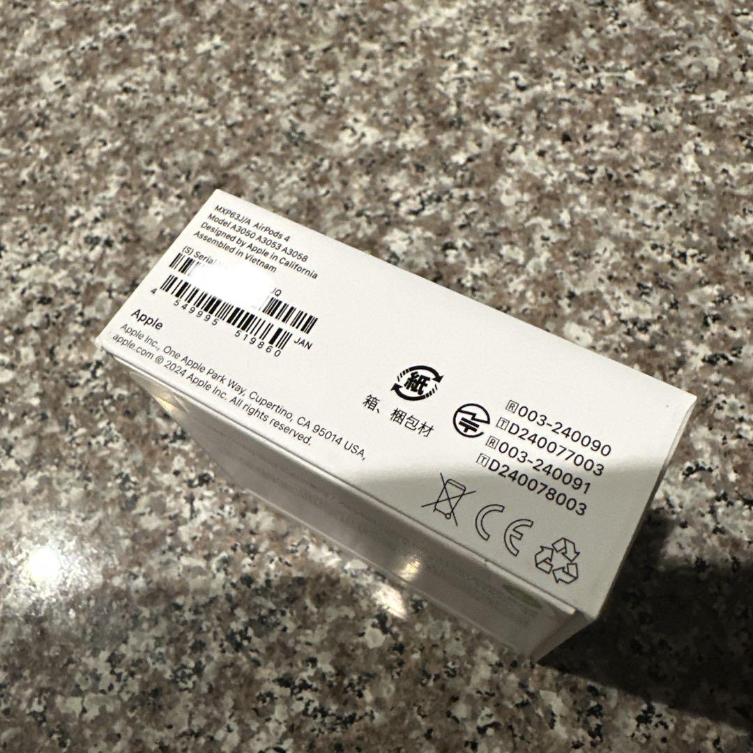 Apple AirPods4 新品未使用 - メルカリ