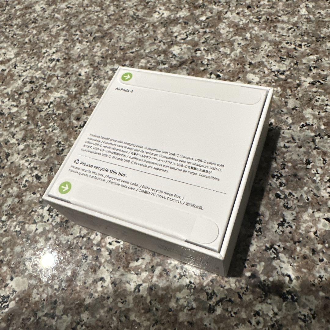 Apple AirPods4 新品未使用 - メルカリ