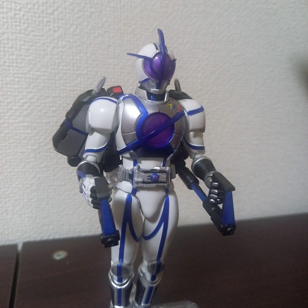 魂ウェブ商店限定 仮面ライダー サイガ SHフィギュアーツ
