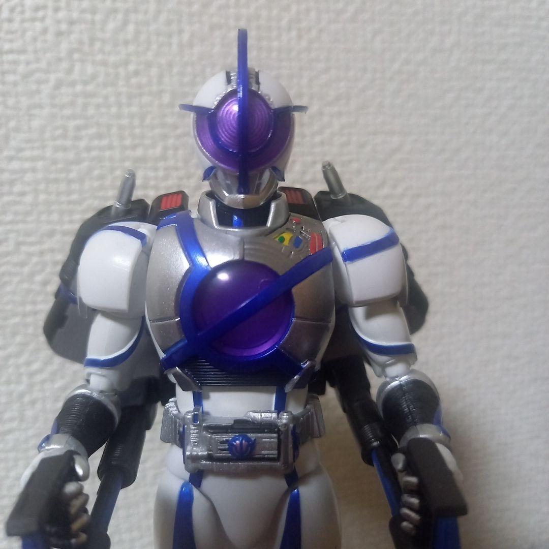 魂ウェブ商店限定 仮面ライダー サイガ SHフィギュアーツ