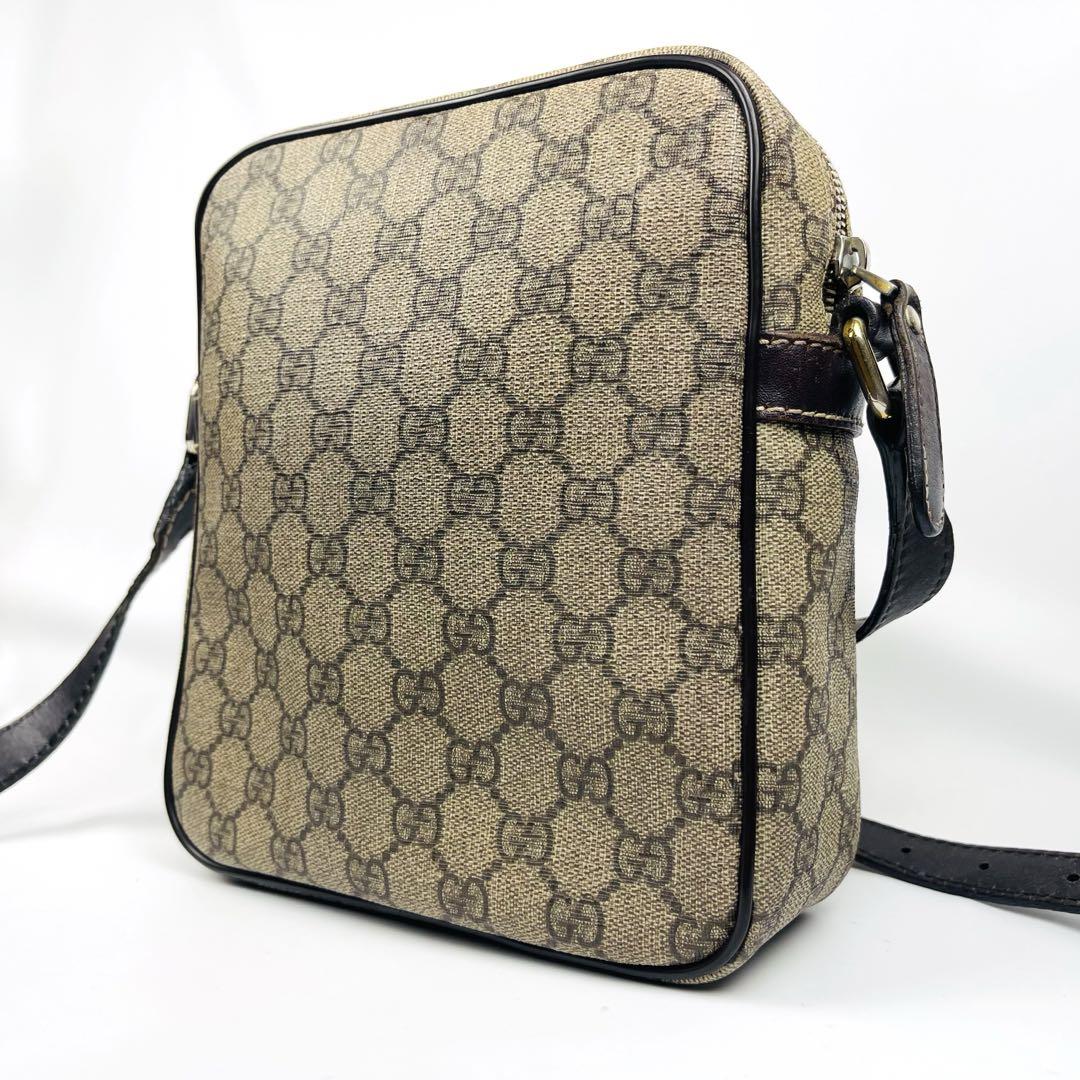 GUCCI ショルダーバッグ　GG柄　スプリーム　ロゴプレート　レザー　極逸品