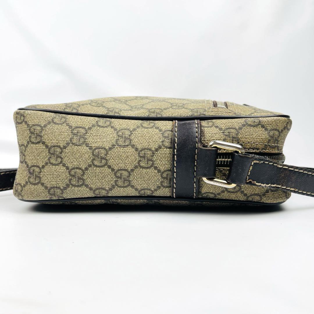 GUCCI ショルダーバッグ　GG柄　スプリーム　ロゴプレート　レザー　極逸品