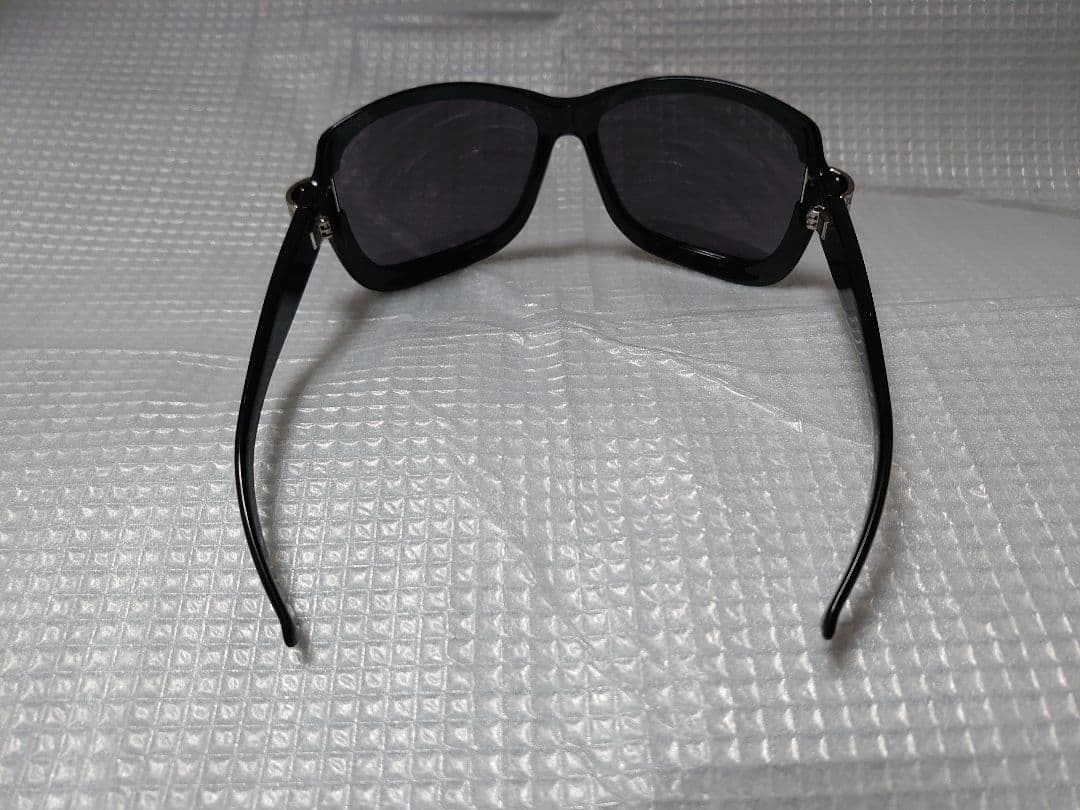 国内発送 美品‼ グッチ サングラス 黒 ロゴシルバー GG柄 2985/N/S