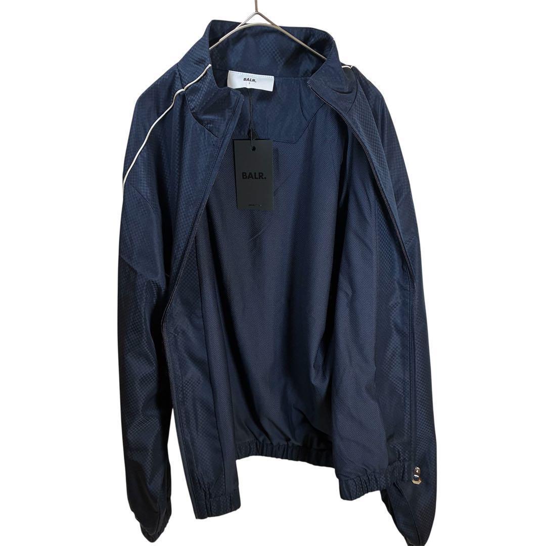 トラックジャケット