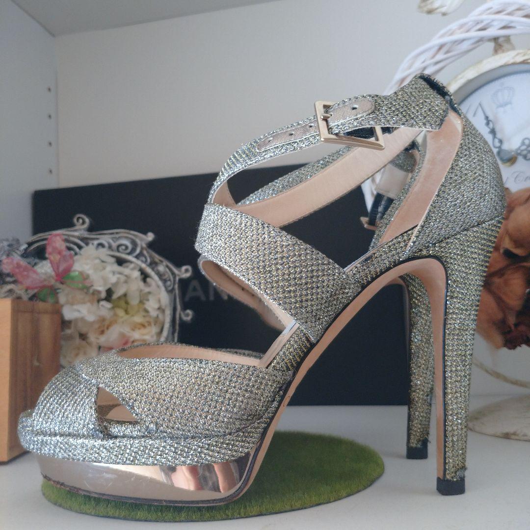 JIMMY CHOO シルバーラメメッシュハイヒール JIMMY CHOO シルバー ハイヒールサンダル - メルカリ
