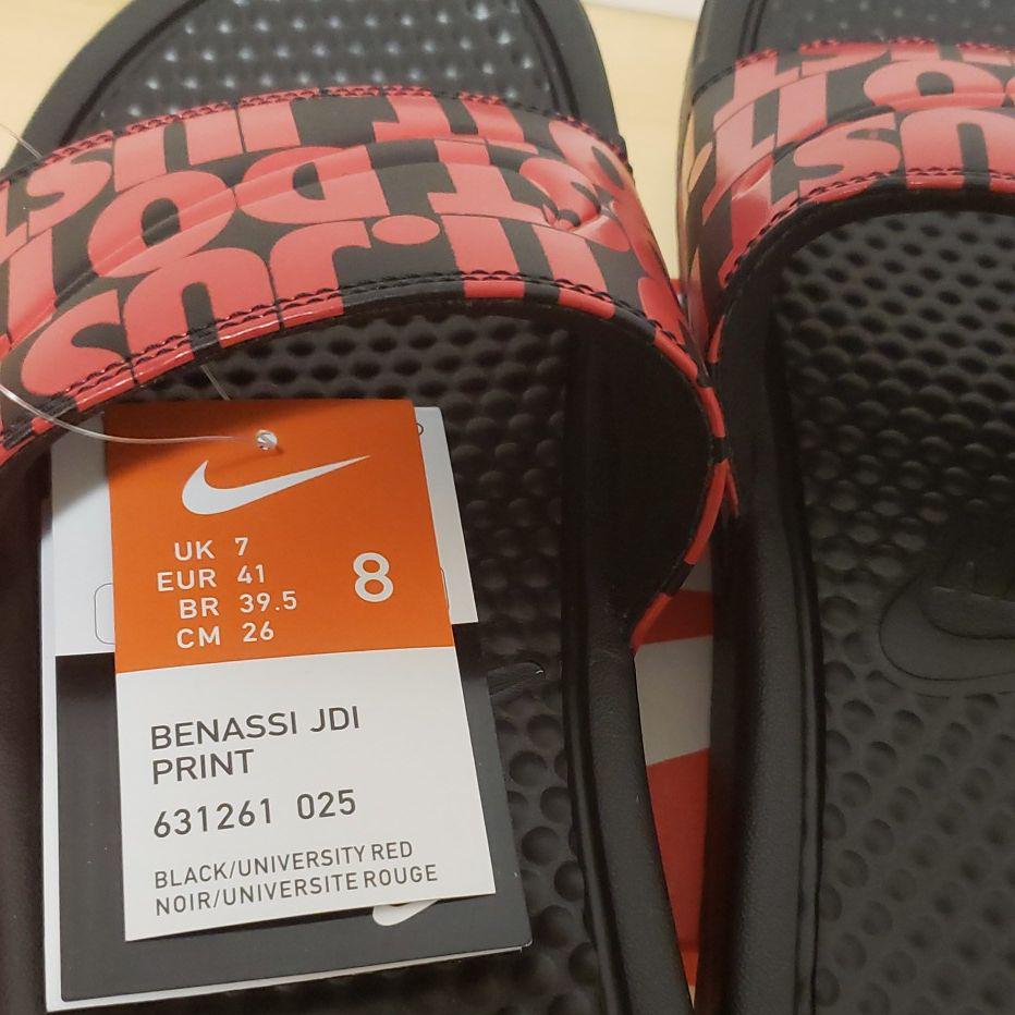 NIKE ベナッシ サンダル