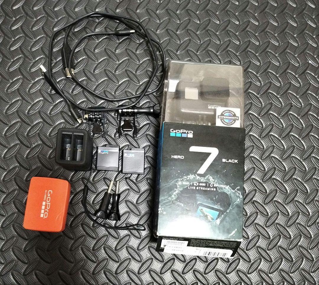 GoPro HERO 7 BLACK 本体とアクセサリー