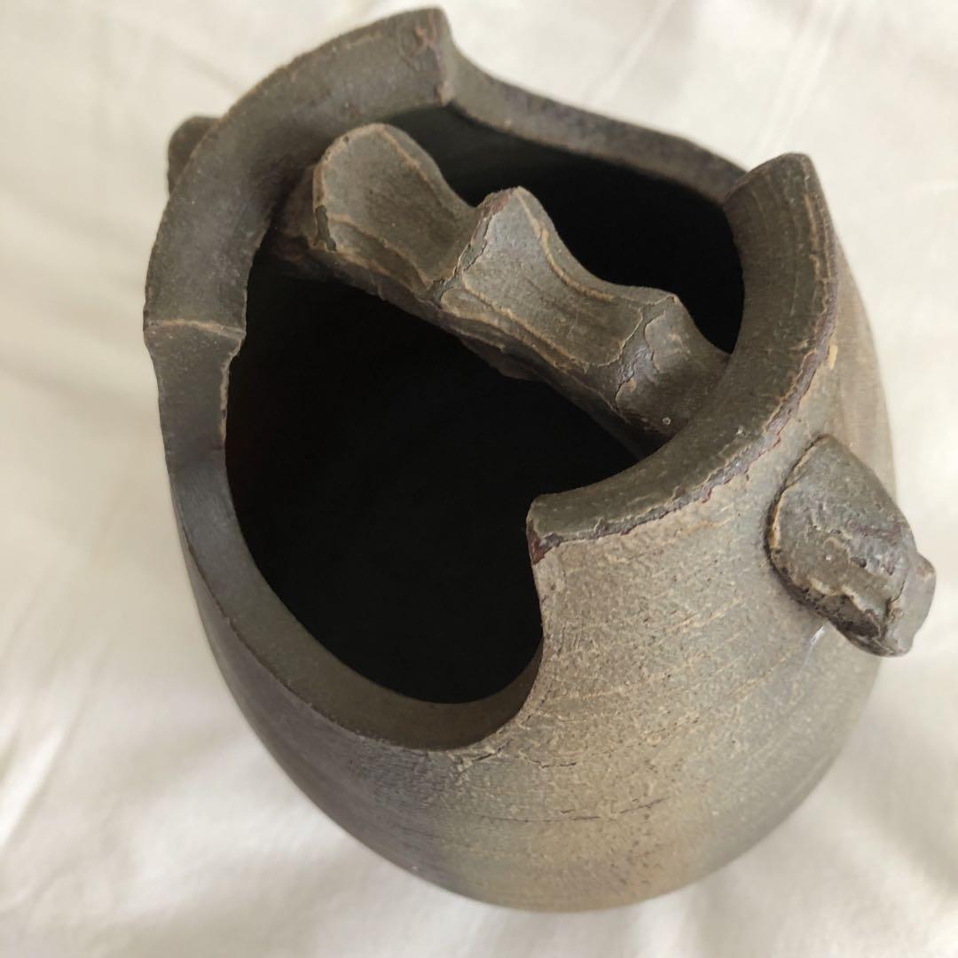備前焼　花器　桟切　手桶型　刻印あり　一点物　工芸品 備前焼 花器 桟切 手桶型 刻印あり 一点物 工芸品