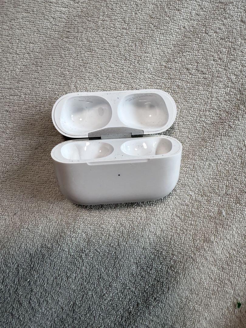 AirPods Pro2 本体 ホワイト 充電ケース付き※イヤーカバー他社製品※ Amazon | DamonLight AirPodsイヤーチップシリコンイヤホン