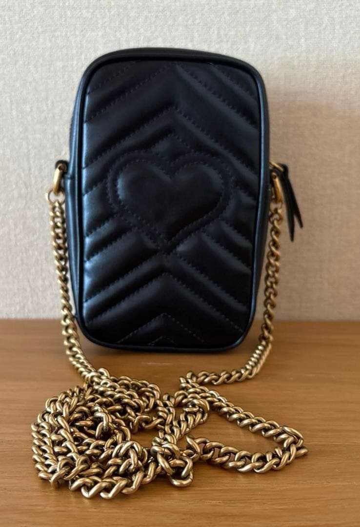 GUCCI GGマーモント スマホショルダーバッグ GUCCI GGマーモント スマホショルダーバッグ