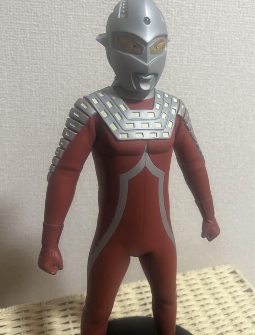 ジャンク品　海洋堂characterclassics ウルトラセブン