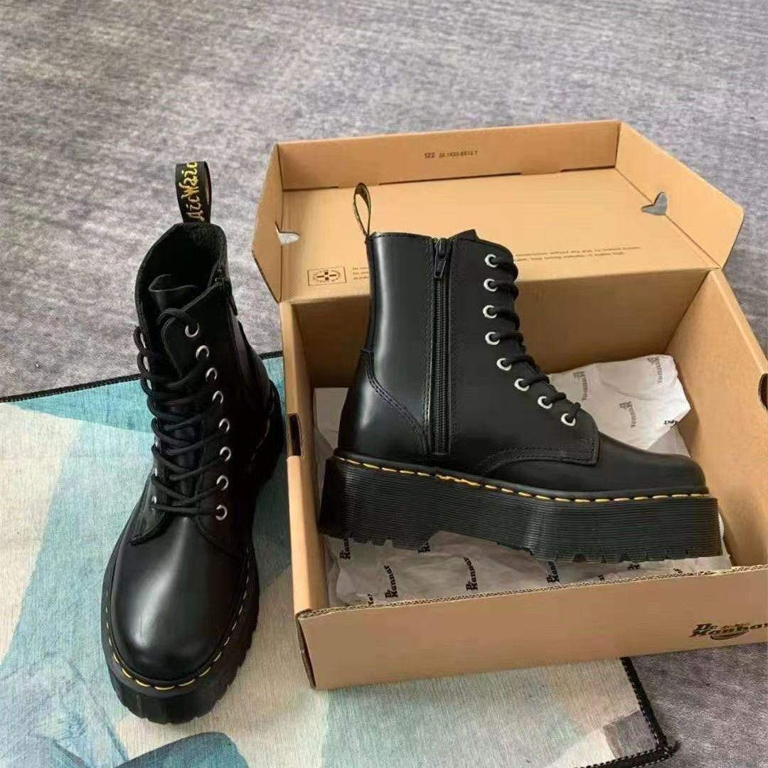 Martens 黒