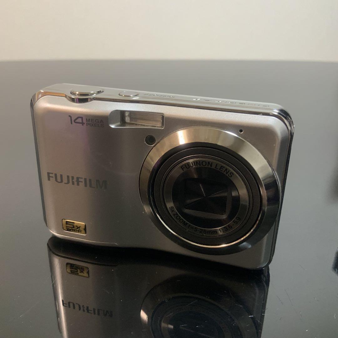 【動作確認済】Fujifilm FinePix AX250 シルバー デジカメ