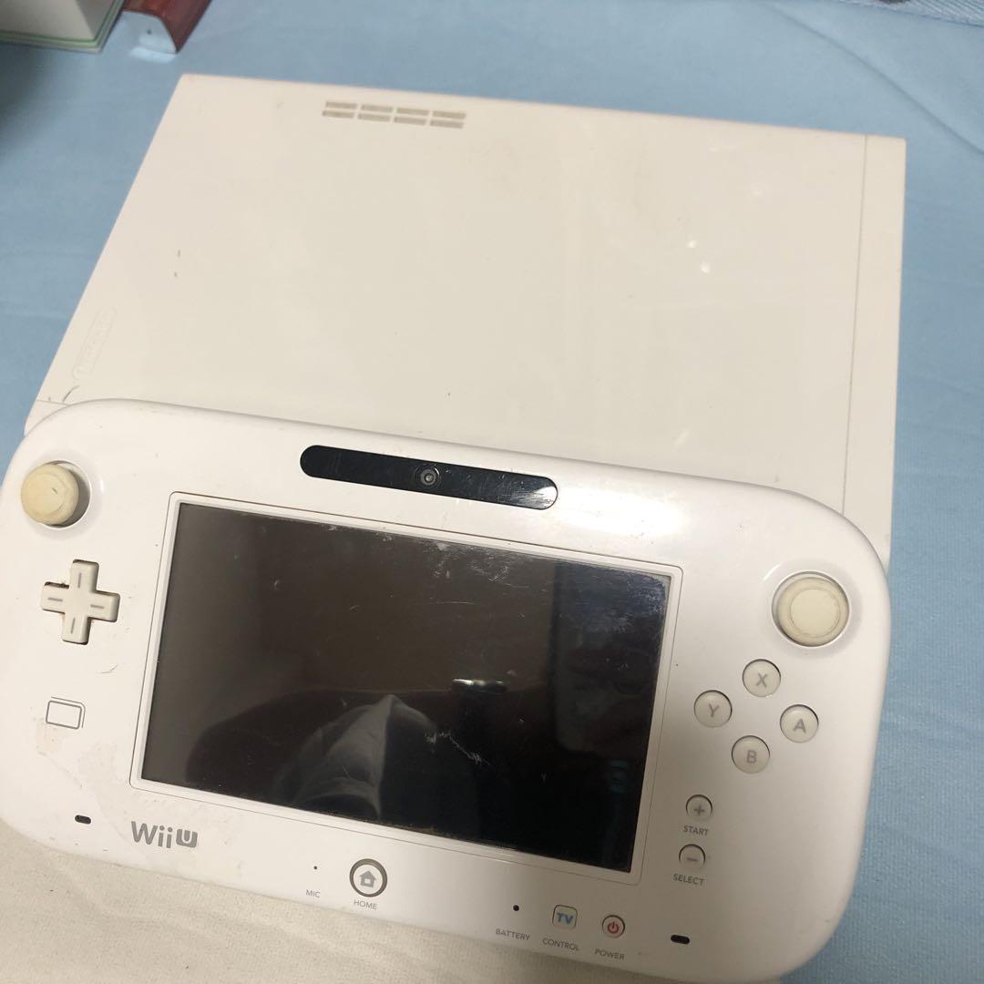 ニンテンドーWII U 12点セット　本体ゲームパット黒　白　転売にジャンク