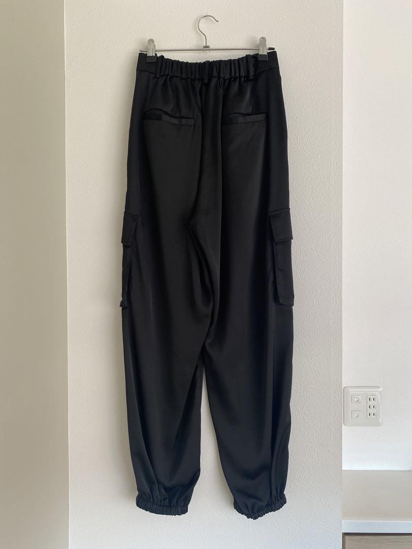 crewre クルーレ　マットサテンカーゴパンツ　サイズ1