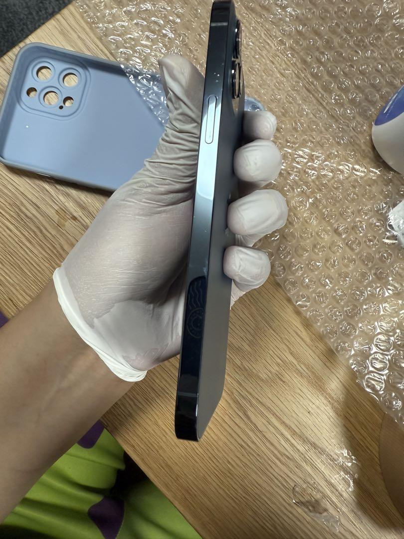 美品　iPhone 12 Pro MAX 256GB グラファイト　SIMロック