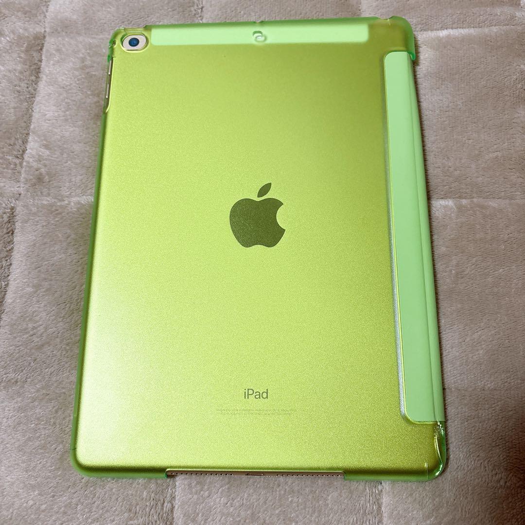 美品 Apple iPad 第5世代 32GB ゴールド WiFiモデル