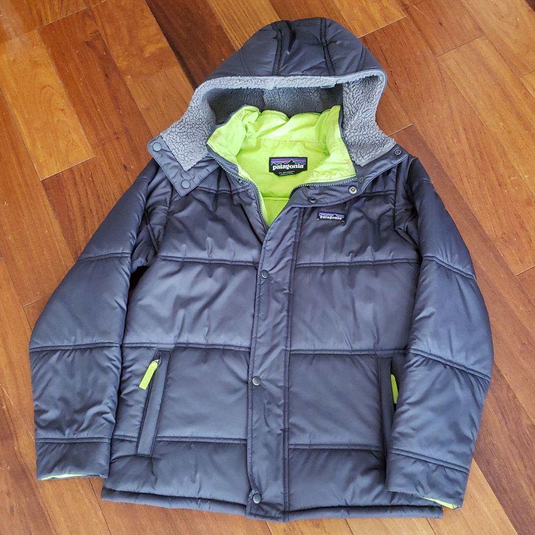 着用少なめ　patagoniaダウンコート　レディースMsizeくらい