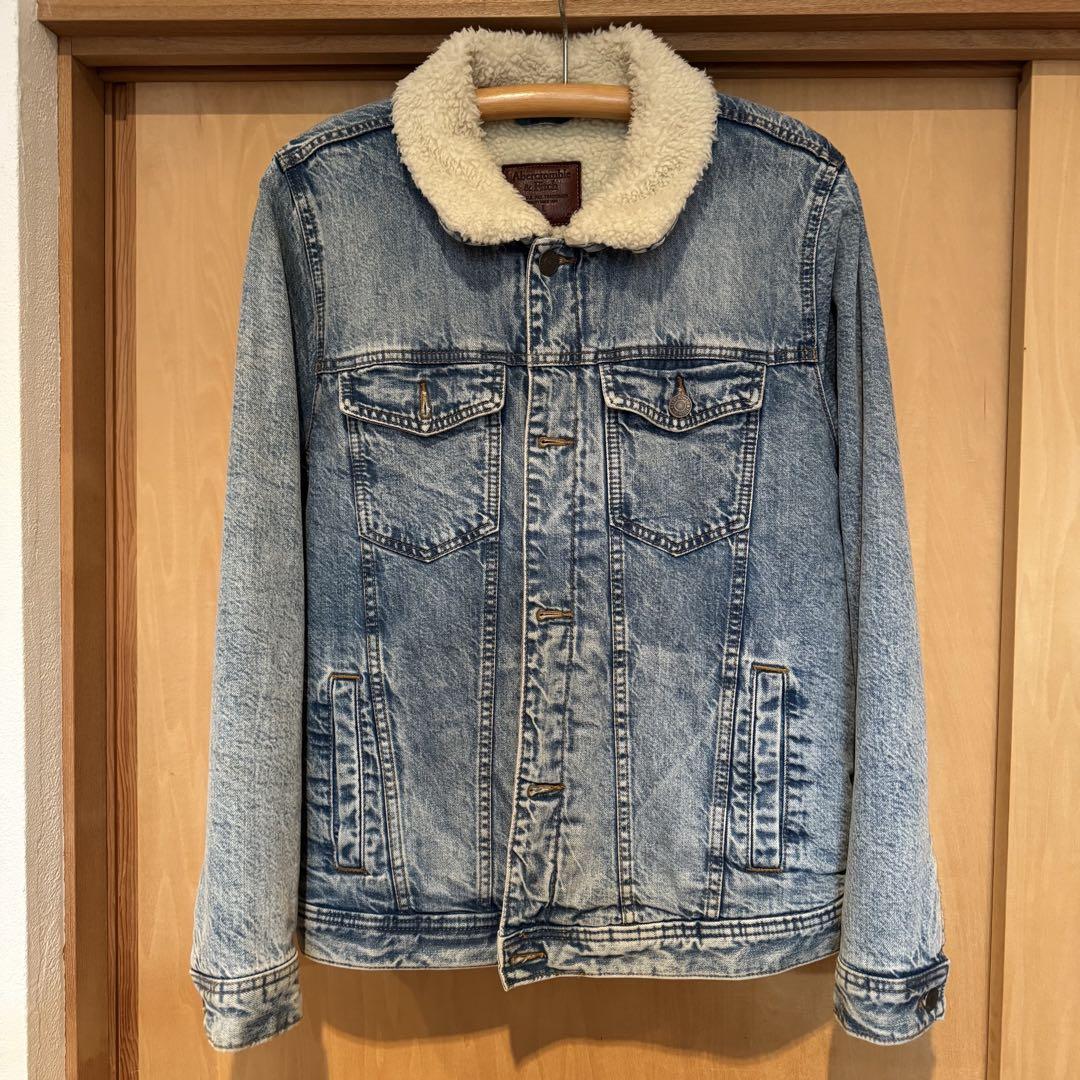 Abercrombie ＆ Fitch ボアデニムジャケット　Lサイズ