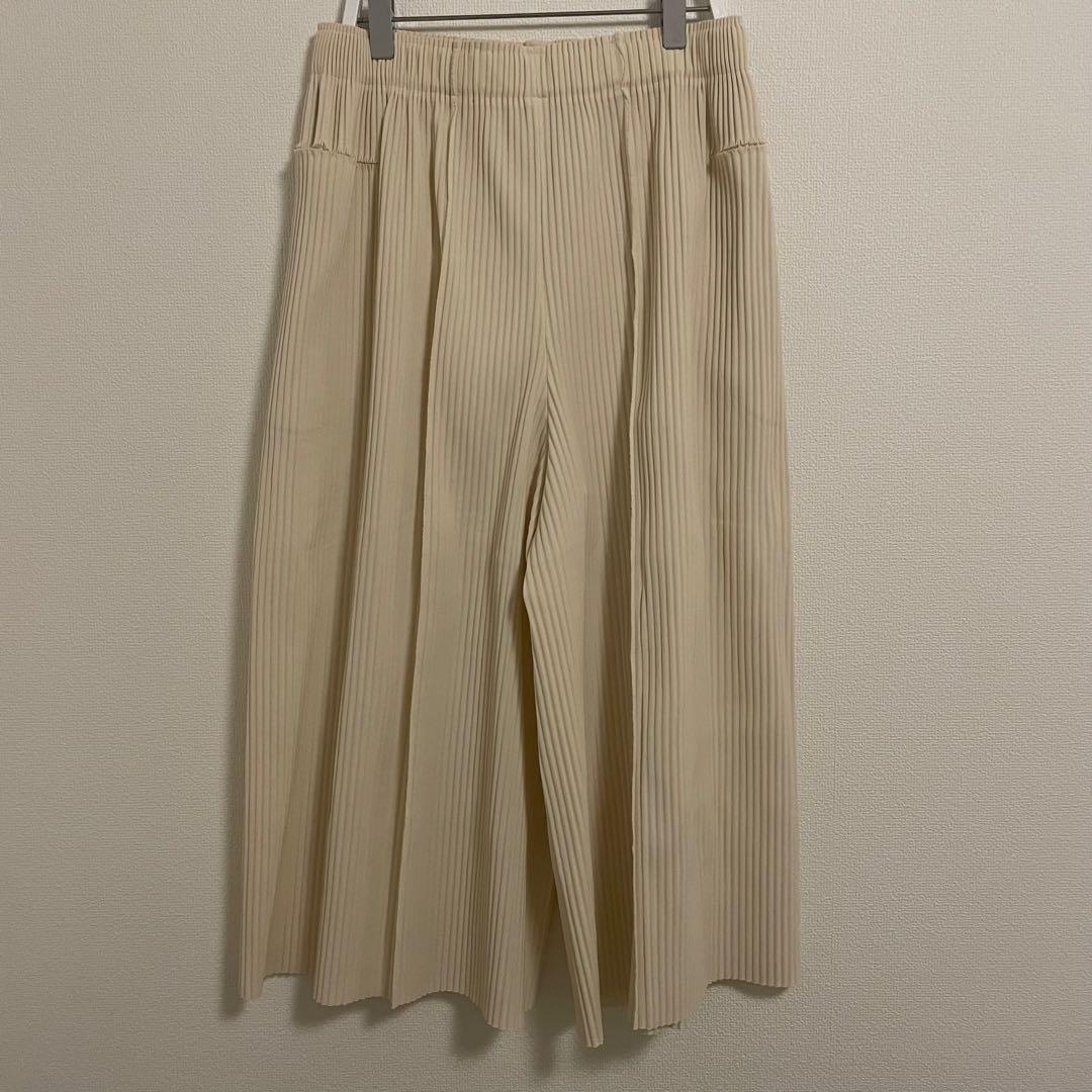 me ISSEYMIYAKE ミーイッセイミヤケ　ワイドパンツ　ホワイト