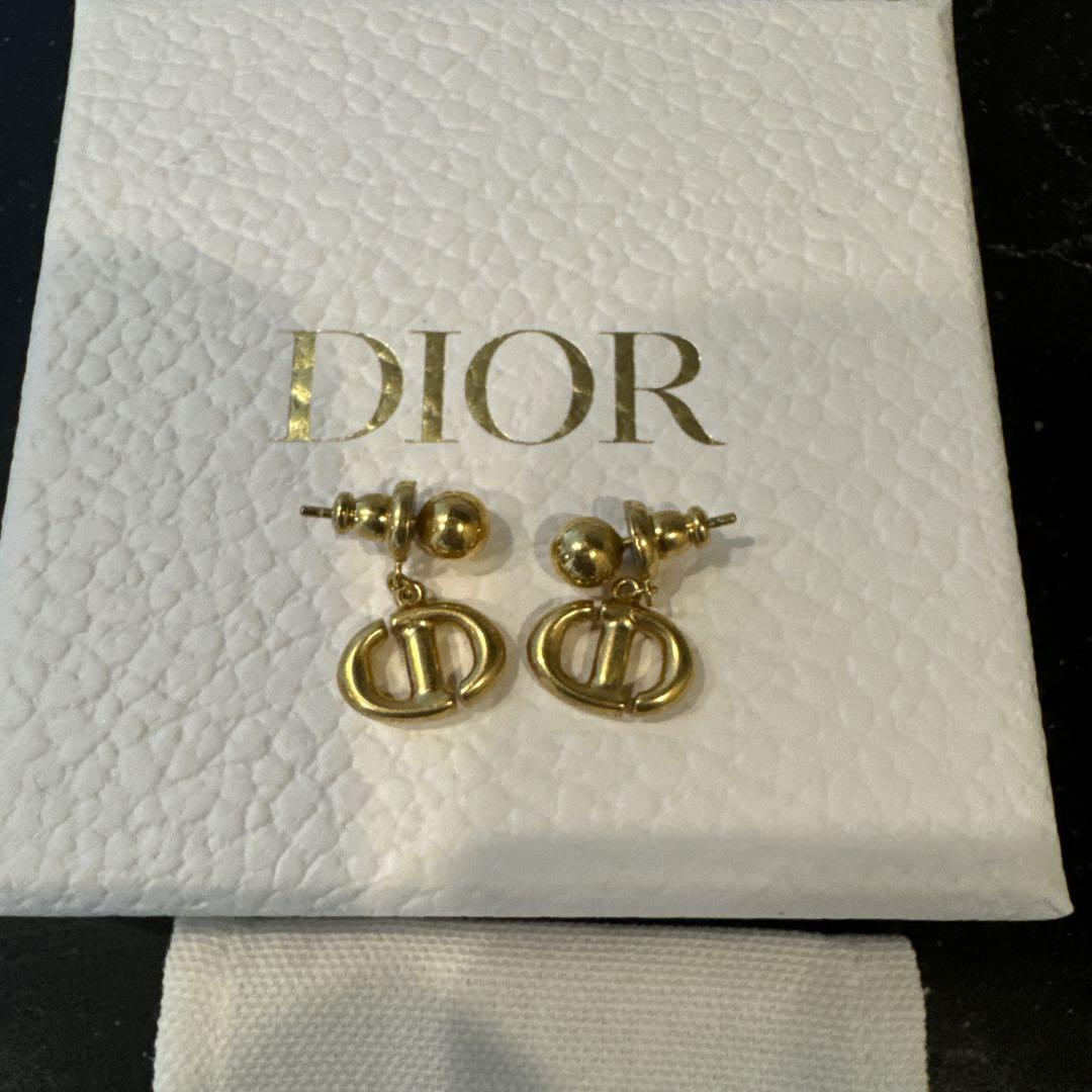 Dior・ピアス（両耳）