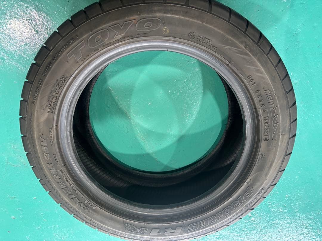 TOYO R1R 195 55r15 2本目立った傷や汚れなし BRIGHTFACE_UK