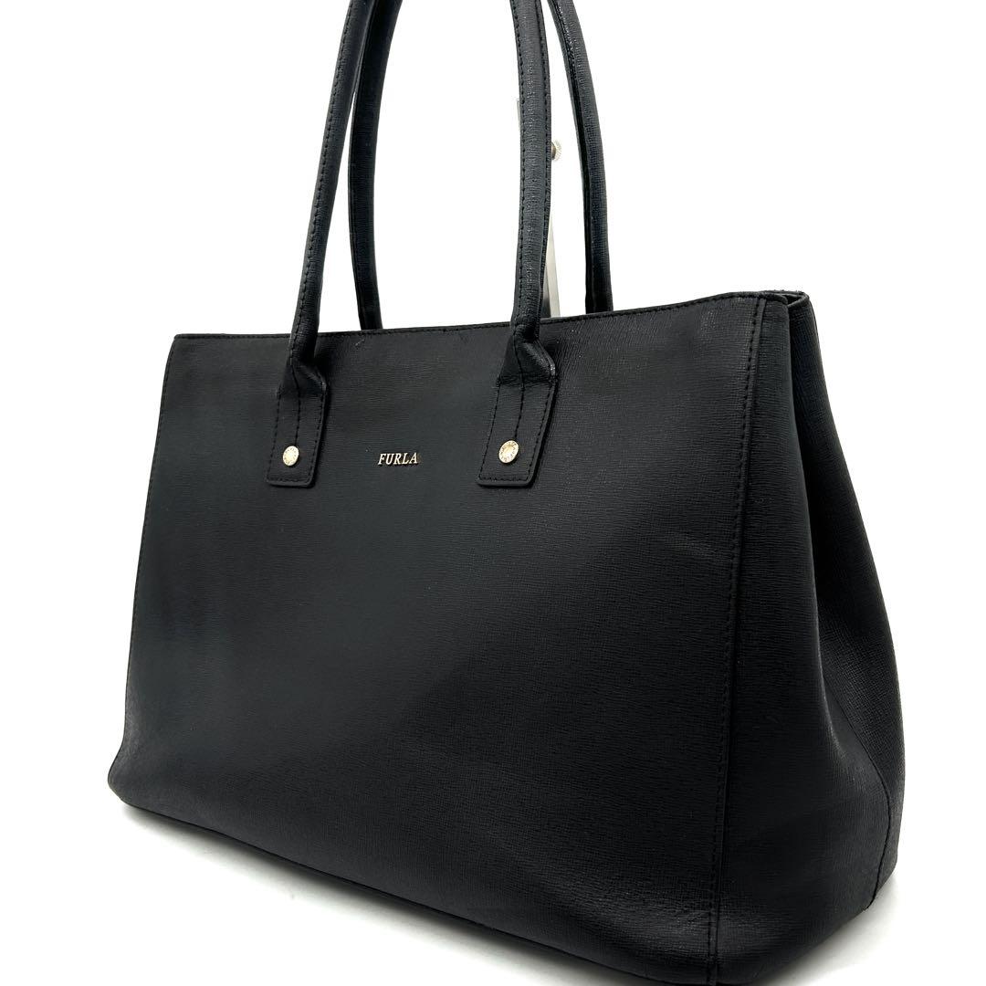 FURLA リンダ 黒 ビジネスバッグ　トートバッグ ゴールド　肩掛け　A4収納