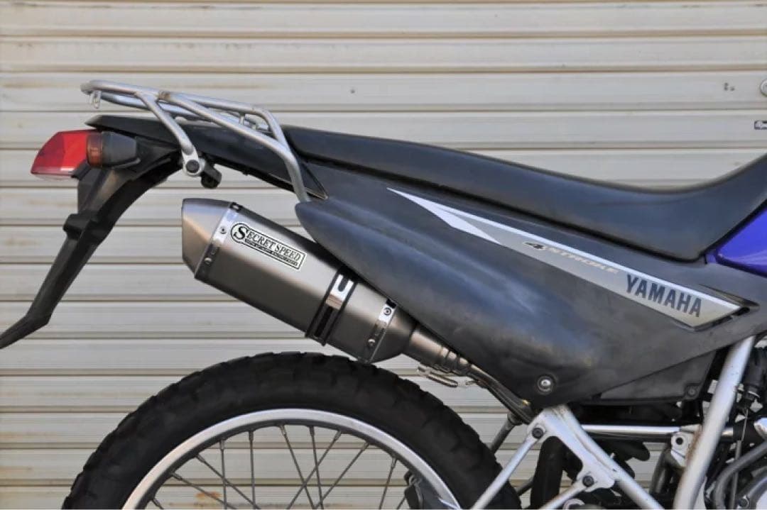 スリップオンマフラー異形サイレンサーソリッドXTZ125
