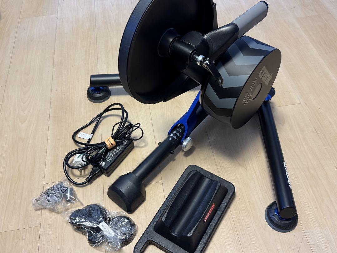 WAHOO KICKR V5 ワフー キッカー スマートトレーナー ローラー台