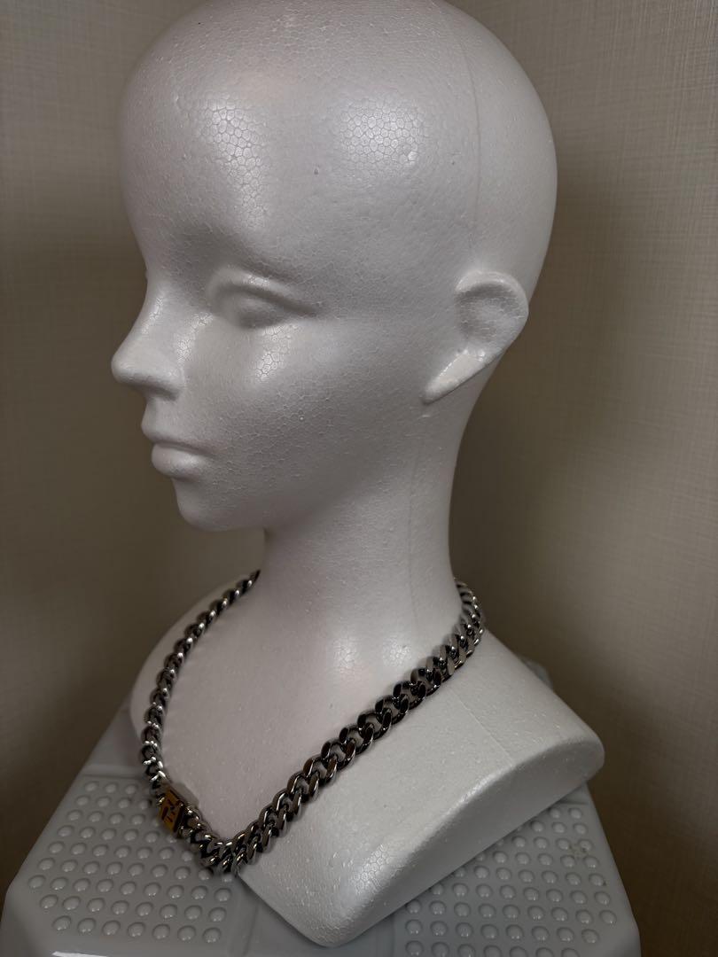 【緊急値引き‼️】FENDI 7AJ293 SLV FF ネックレス