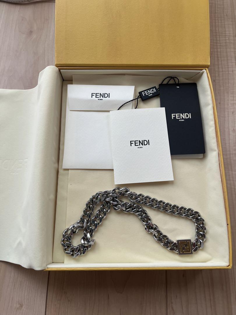 【緊急値引き‼️】FENDI 7AJ293 SLV FF ネックレス