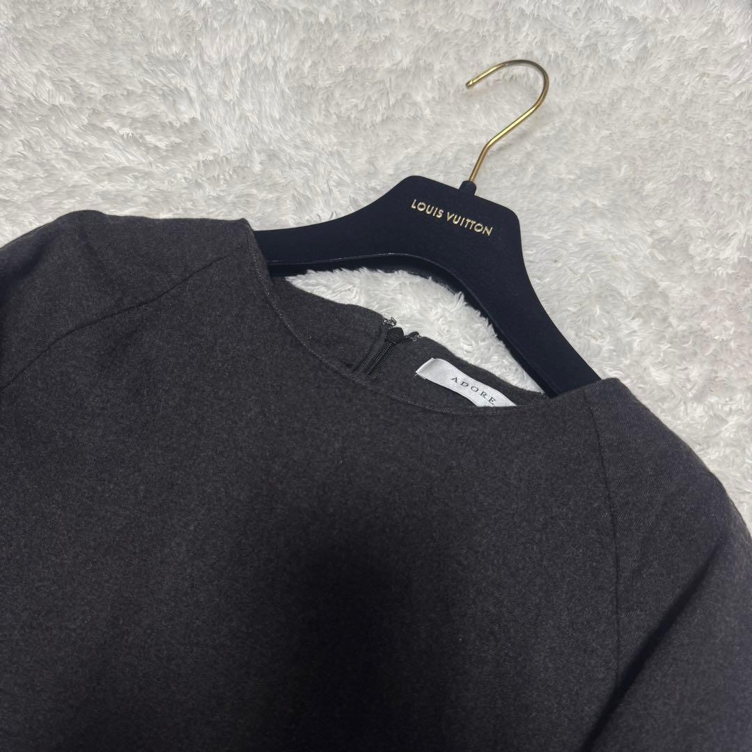 美品 ADORE アドーア ライトフラノワンピース フリル ベルスリーブ 38