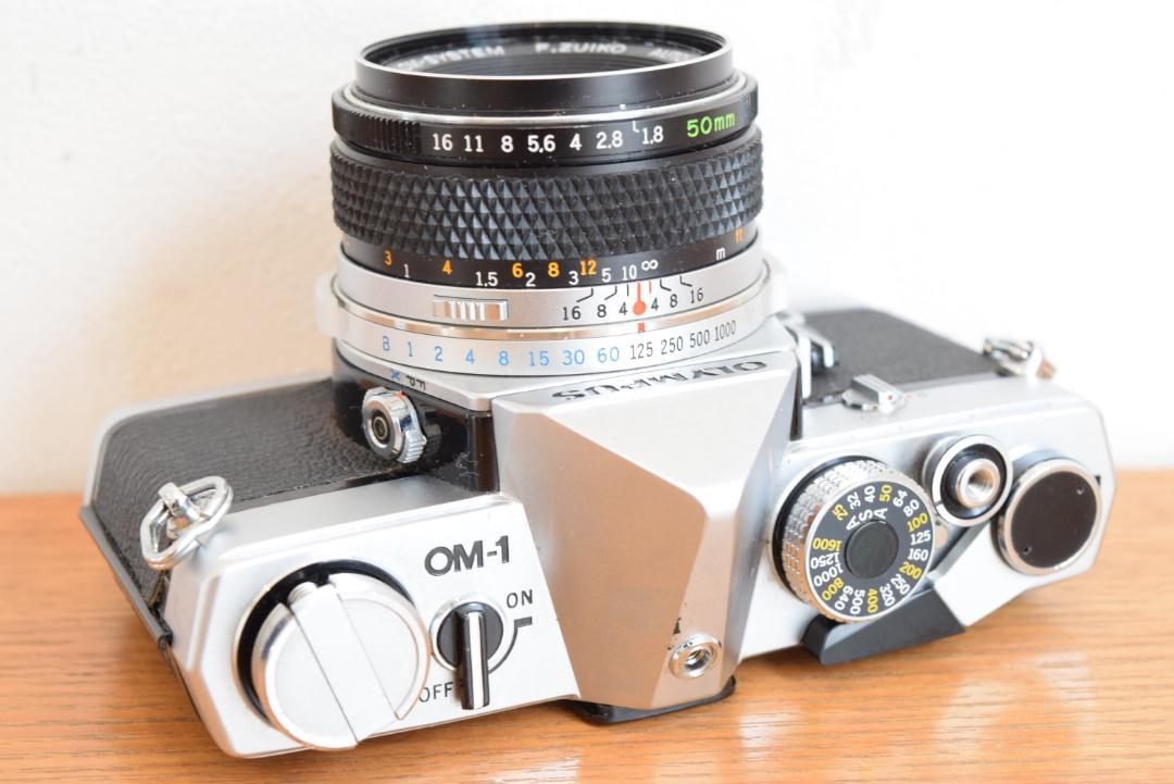 プリズム交換済 OM-1 OLYMPUS 50mmレンズ カメラ女子 フィルム