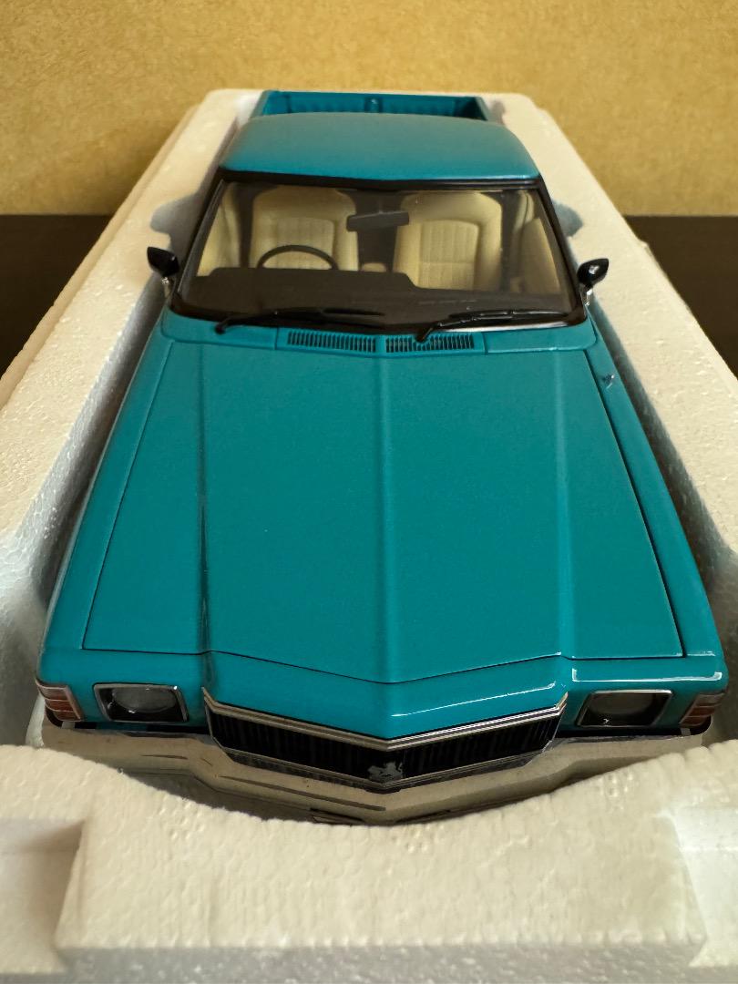 自動車 AUTOart 1/18 Holden HX Sandman Utility