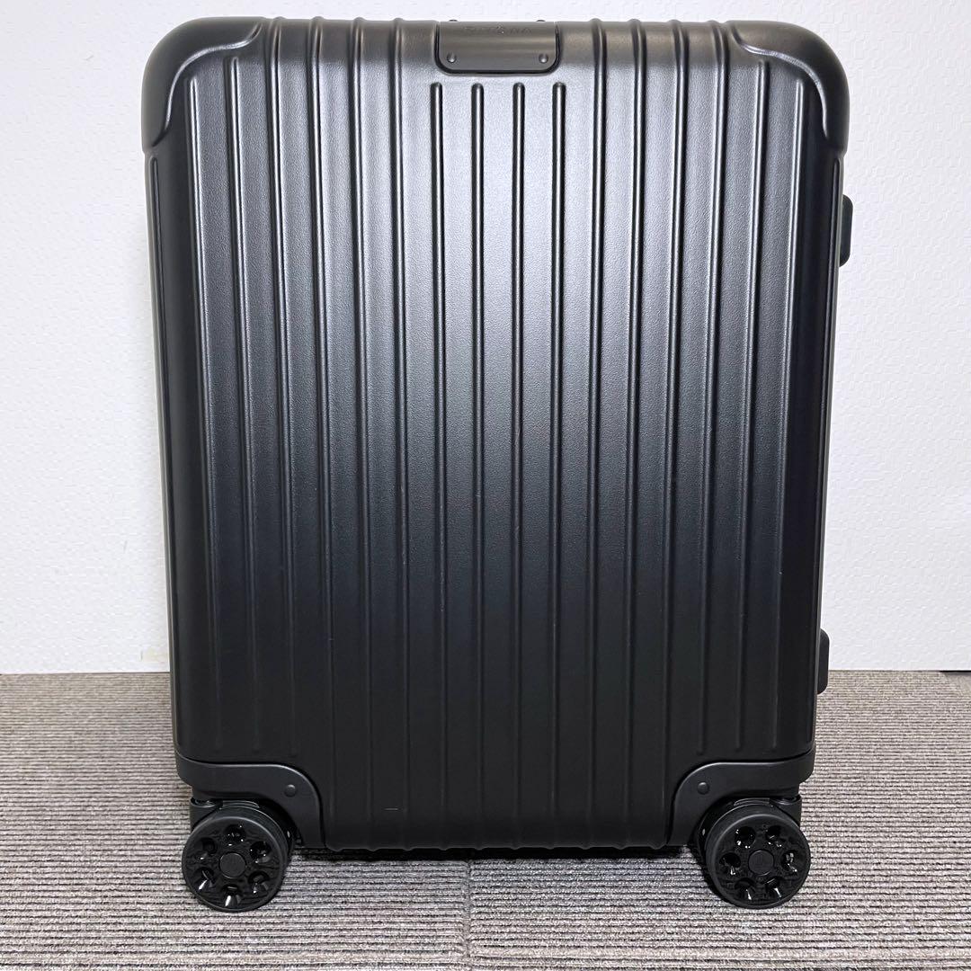 旅行かばん・小分けバッグ RIMOWA Essential Cabin Plus 52L 832.56