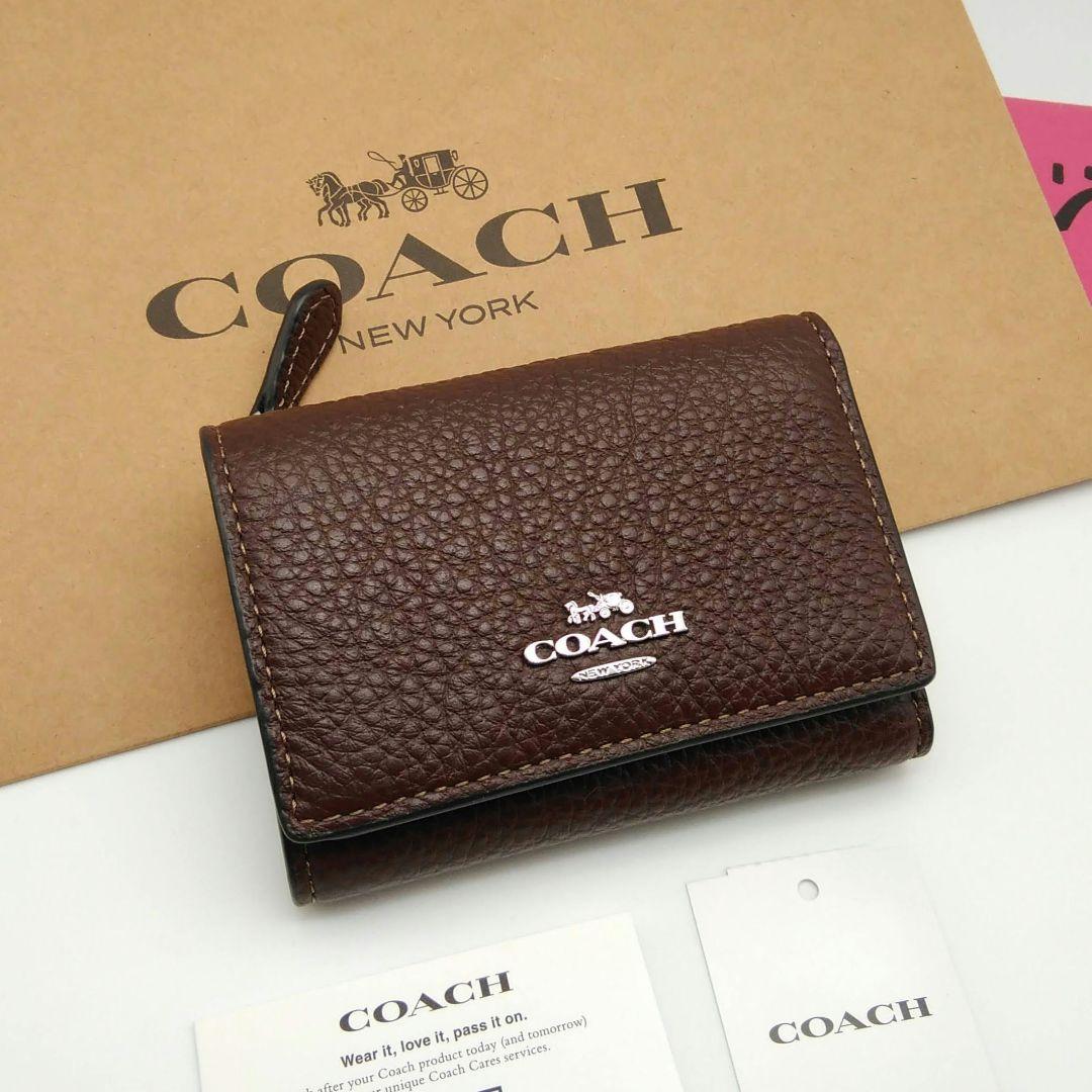 新作　新品　COACH　折り財布　レディース
