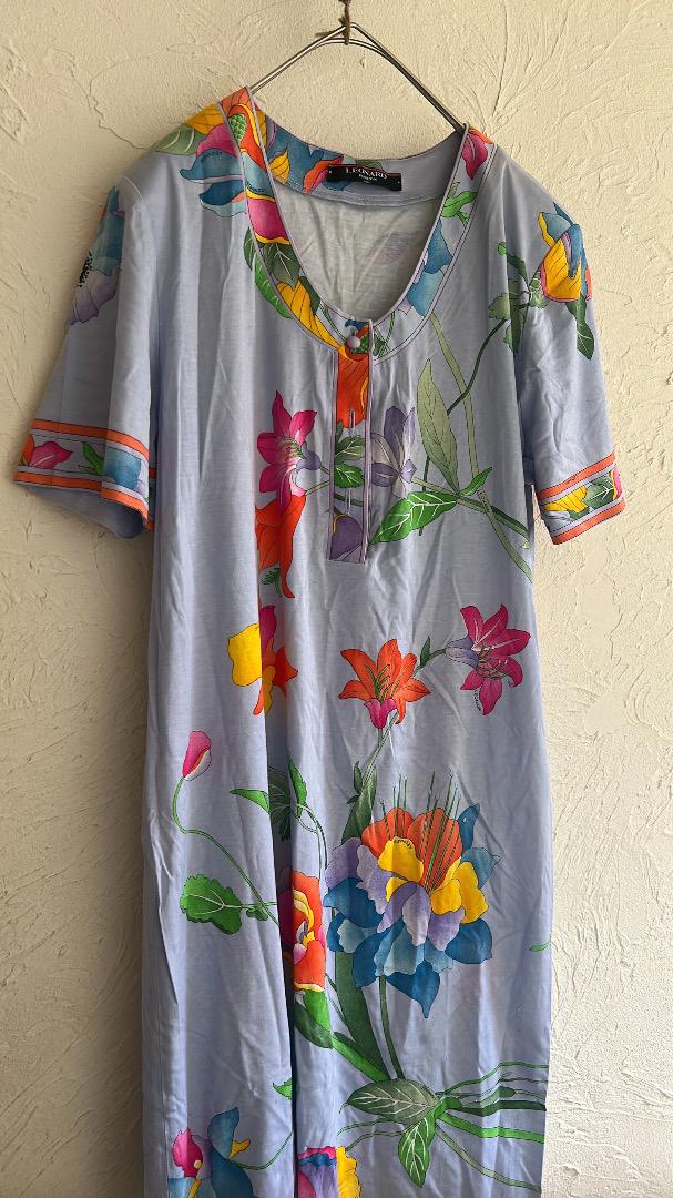【美品】レオナール ロングワンピース Aライン 花柄