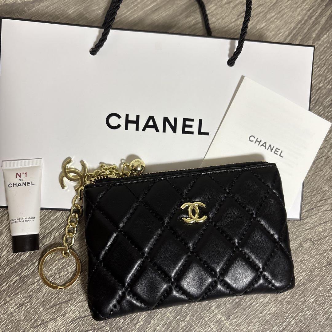 CHANELシャネル キルティング ノベルティ ポーチ