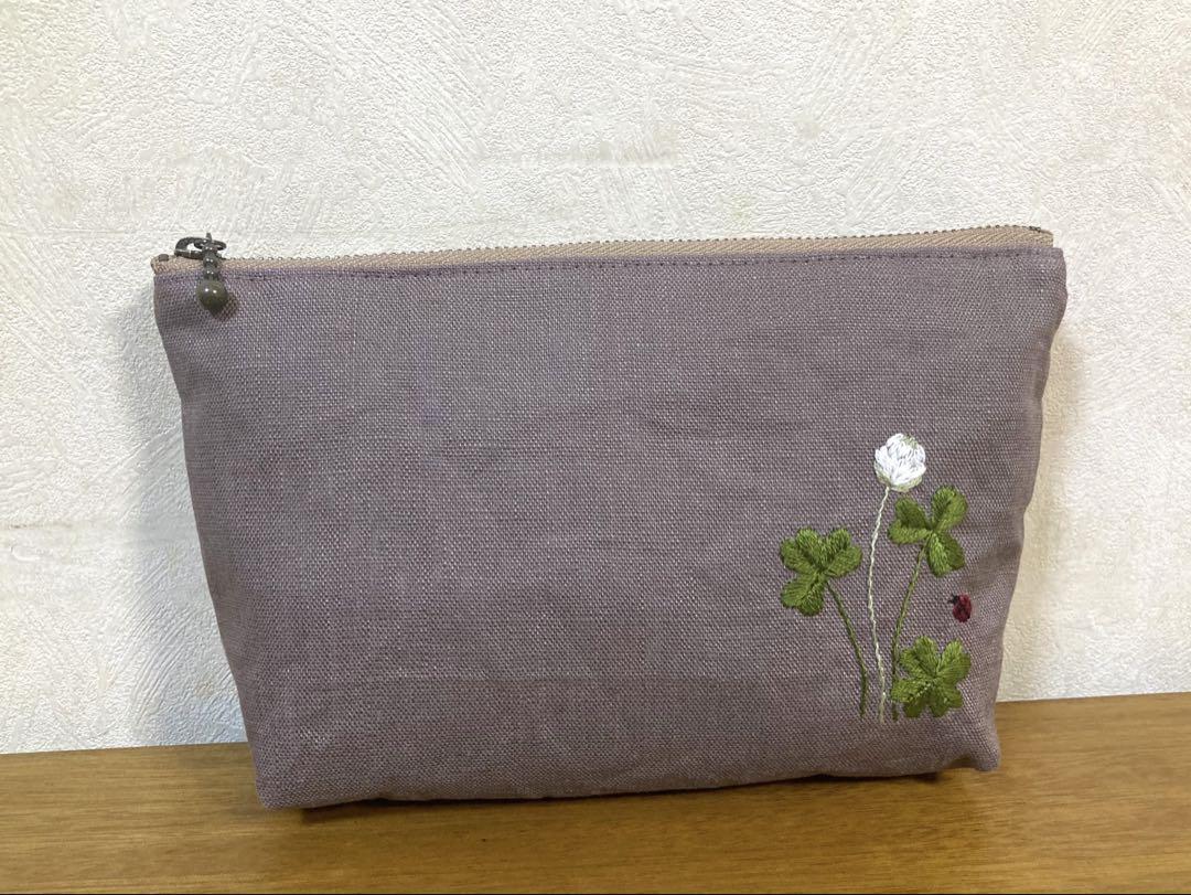 ハンドメイド手刺繍バッグ