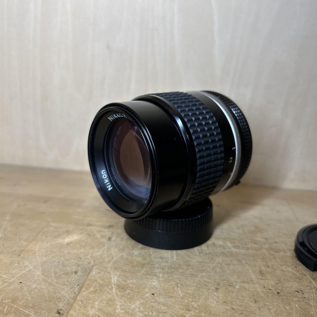 Ai-s Nikkor 105mm f2.5 完動極美品