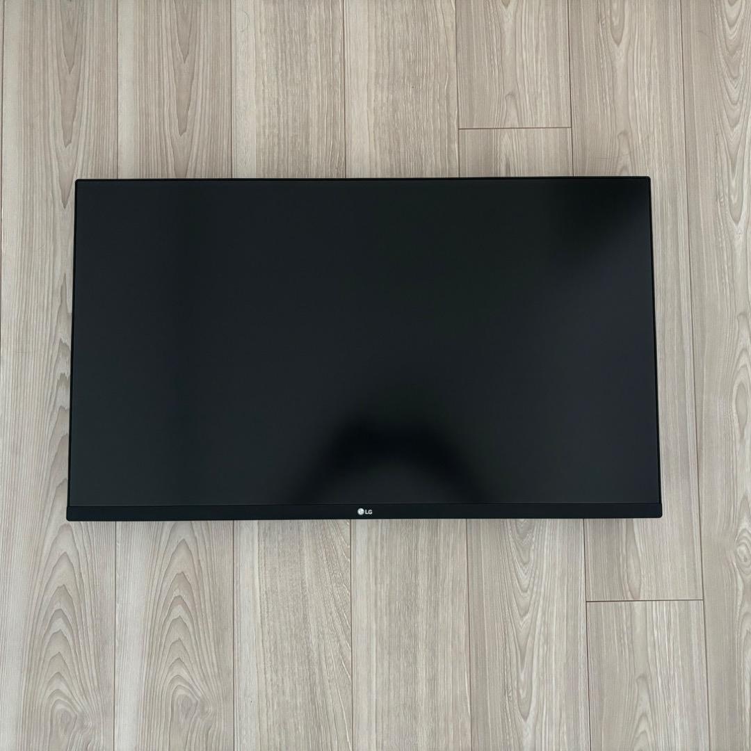 LG 31.5インチ4Kモニター 32UN880-B