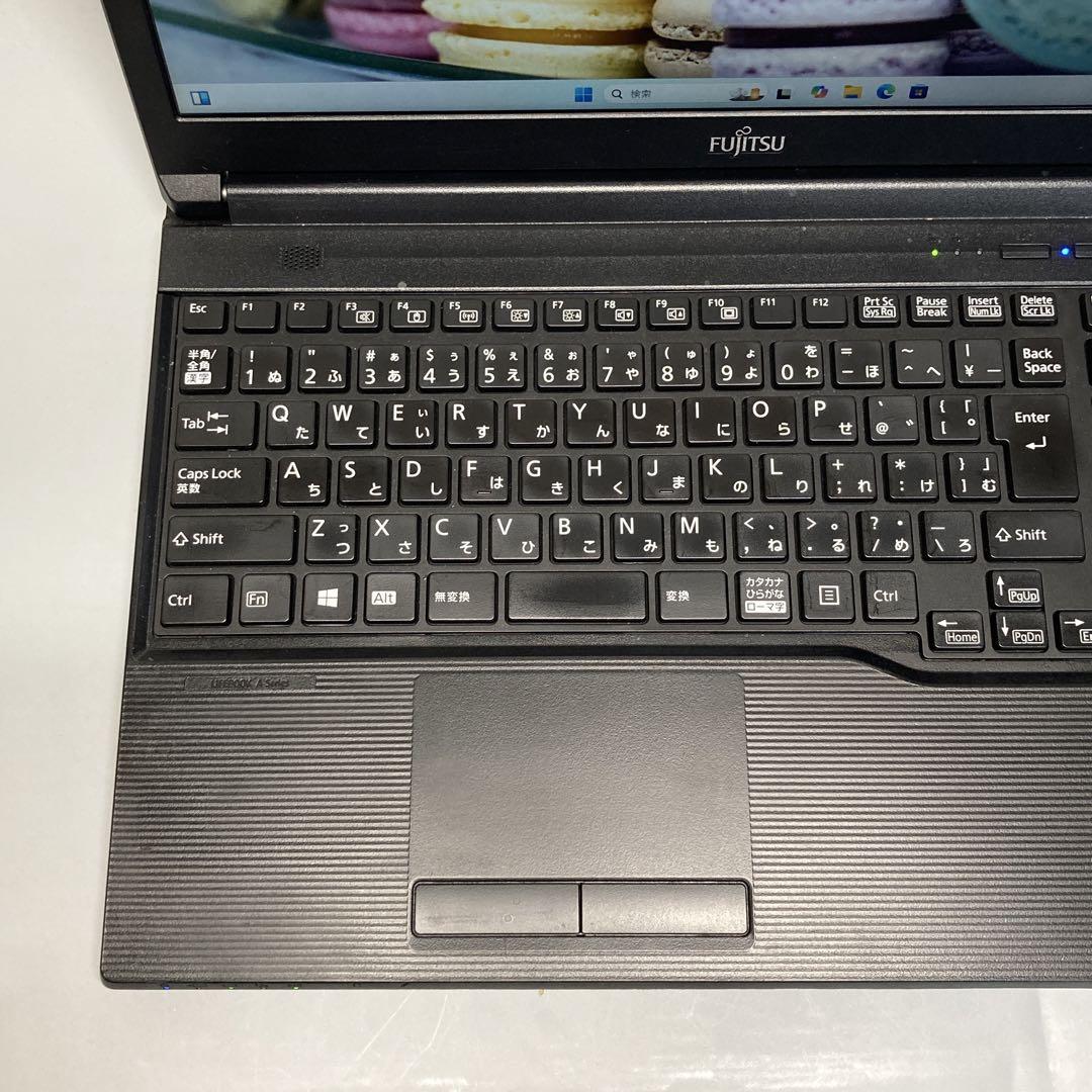 8世代✨Windows11 ノートパソコン 8GB SSD 富士通 office