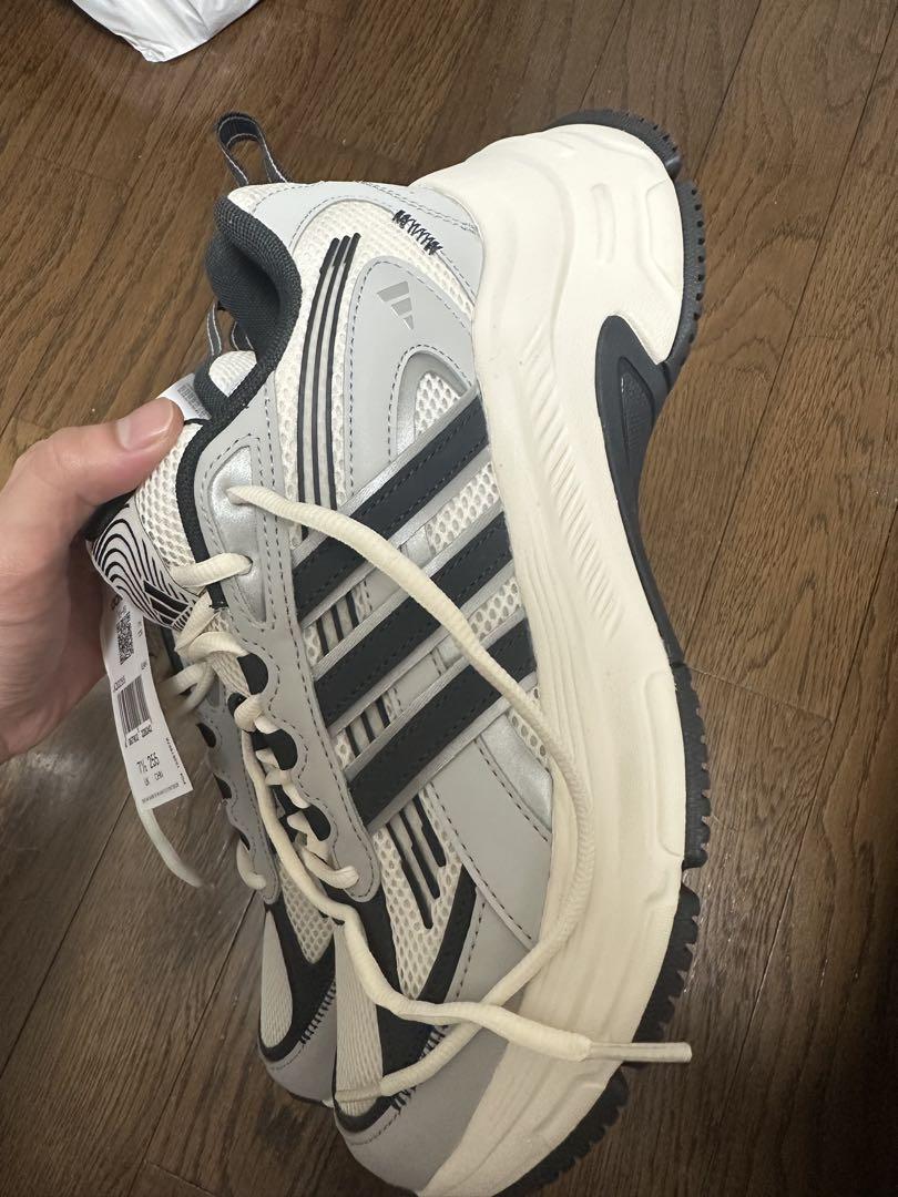 さ*か様 adidas JQ0255 ランニングシューズ ホワイト/グレー