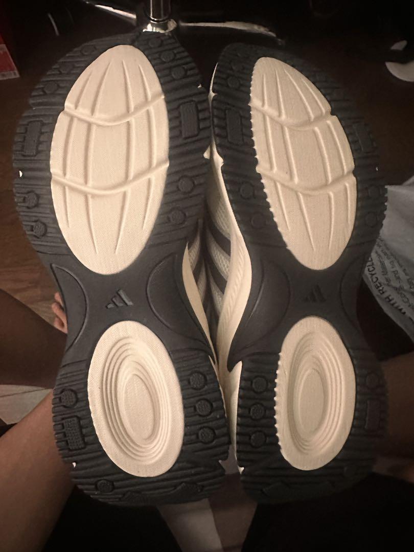 さ*か様 adidas JQ0255 ランニングシューズ ホワイト/グレー