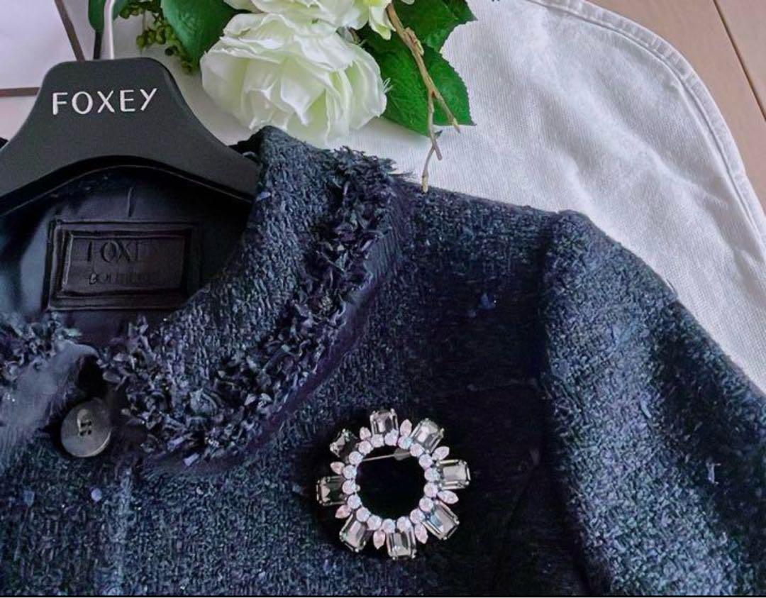 今ならほぼ即納！ FOXEY 完売品高級Tweed rene入園、入学式 極美品 ジャケット40 ジャケット・アウター