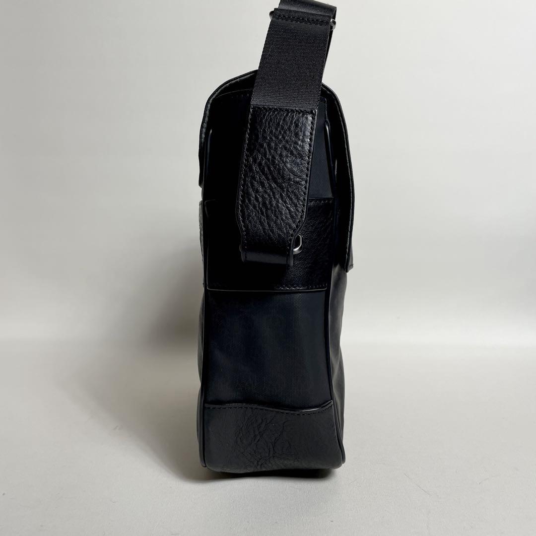 値下げしました 美品｜ダンヒル メッセンジャーバッグ PVC
