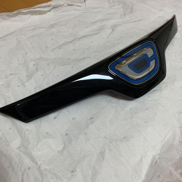 カローラスポーツ純正フロントグリルu0026エンブレムセット