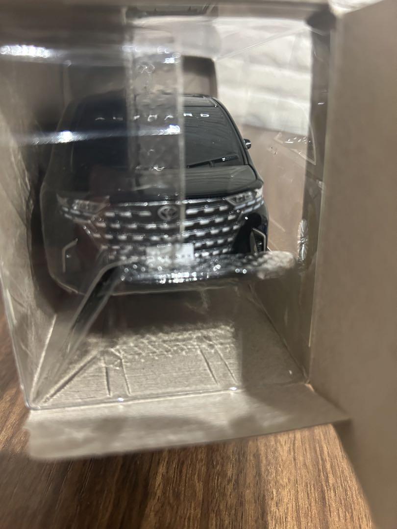 【新品】　非売品　新型アルファード40系　ミニカー　ブラック